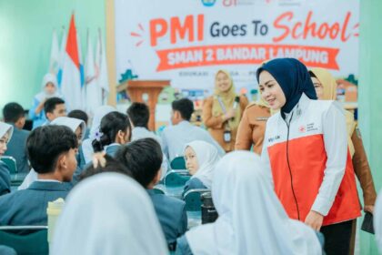 PMI Lampung Gelar PMI Goes to School di SMA Negeri 2 Bandar Lampung, Tanamkan Nilai Kemanusiaan dan Kepedulian Lingkungan 9 PMI Lampung Gelar PMI Goes to School di SMA Negeri 2 Bandar Lampung, Tanamkan Nilai Kemanusiaan dan Kepedulian Lingkungan